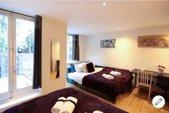 Fabulous Private Bedrooms Near Euston Station, Homestay *