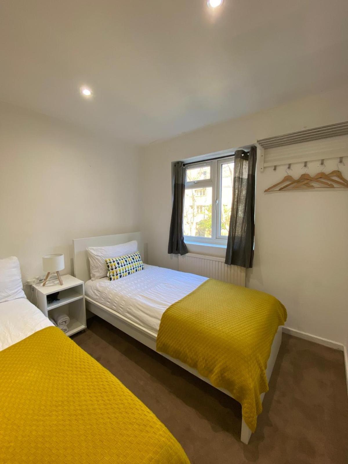 Fabulous Private Bedrooms Near Euston Station, Homestay *
